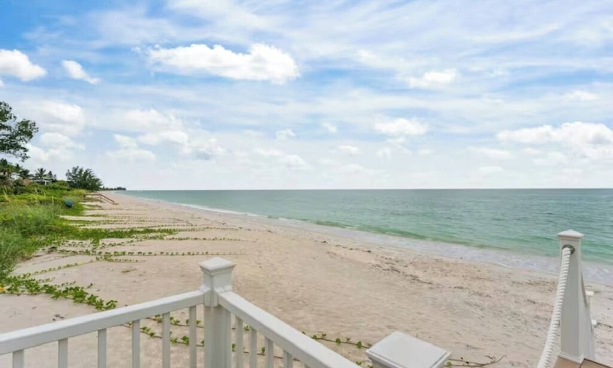 Nokomis Villa | #1 Beachfront Mansion Heated Pool Theater