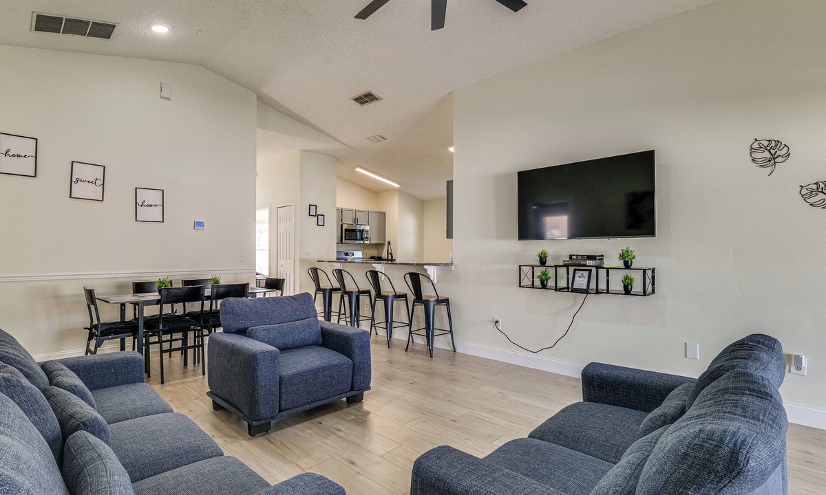 Clear Creek House | 10 Mi to Animal Kingdom: Clermont Home w/Pool!