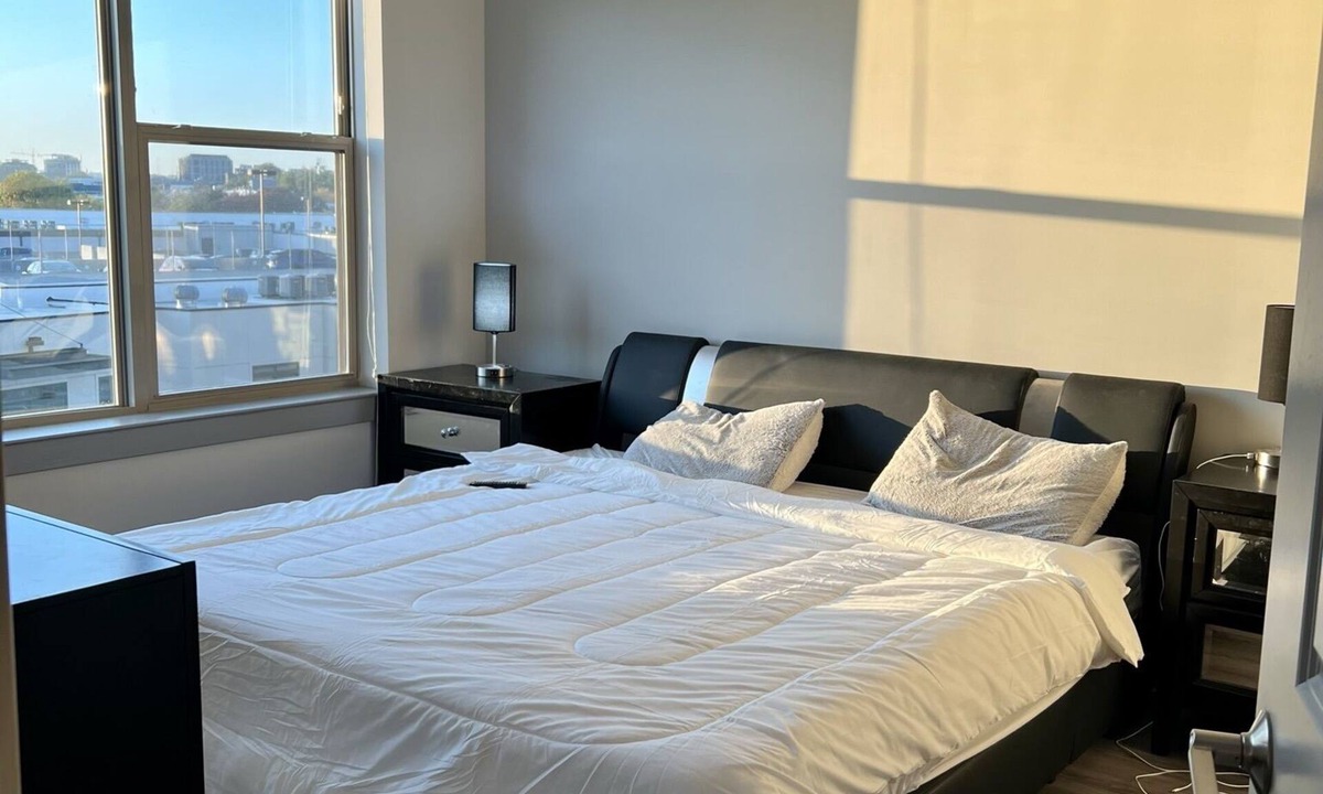 Northeast Apartment | 10min from capital one arena & downtown dc ! Such a convenient location to stay.