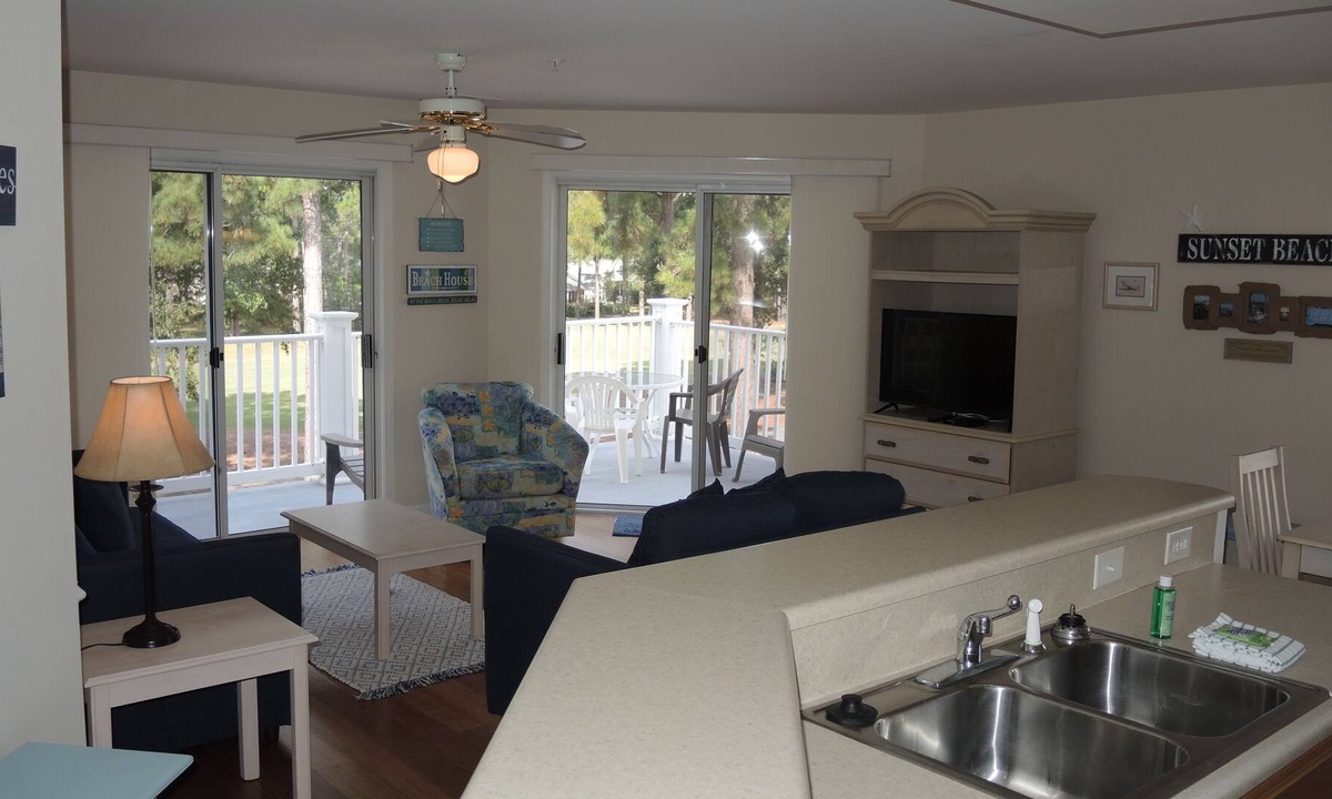 Calabash Villa | 2 Bedroom/2 Bathroom, Golf Course View, Calabash style Seafood nearby(2909)
