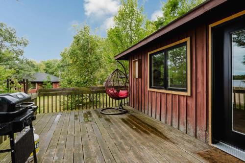 Carling House | 2-Bedroom Cottage #2 - Sand Bay
