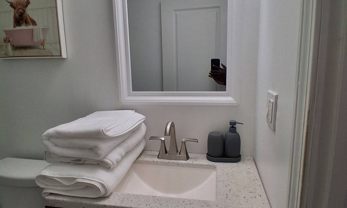 Attleboro House | 2-bedroom house in peaceful Attleboro with air conditioning. World cup essential