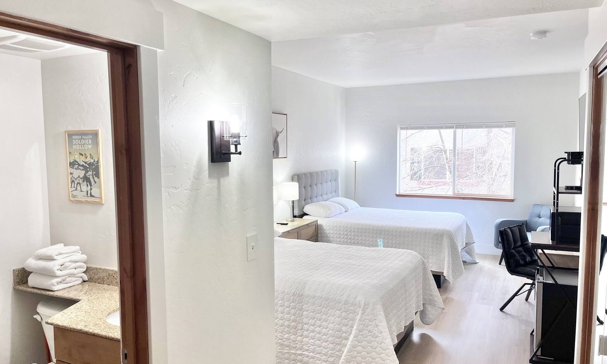 Zermatt Condo | 2070 | Newly Remodeled Double Queen Suite Near Park City