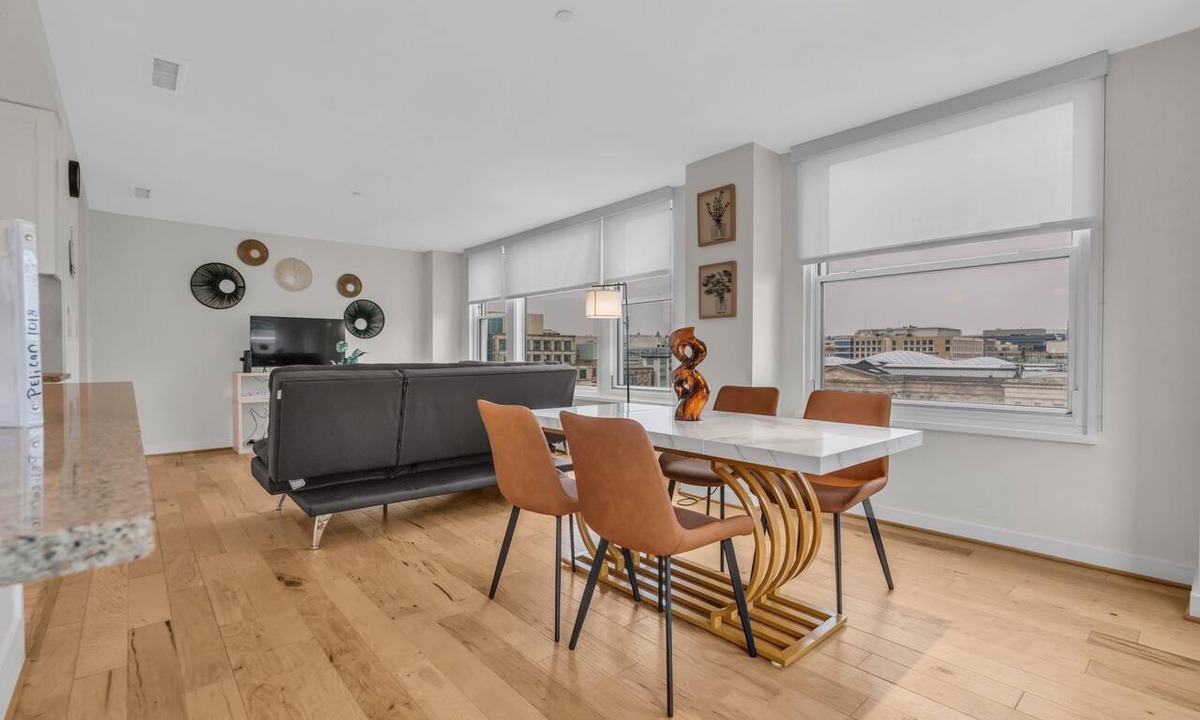 Chinatown Apartment | 2BR Furnished Apartment near Smithsonian by RedAwning