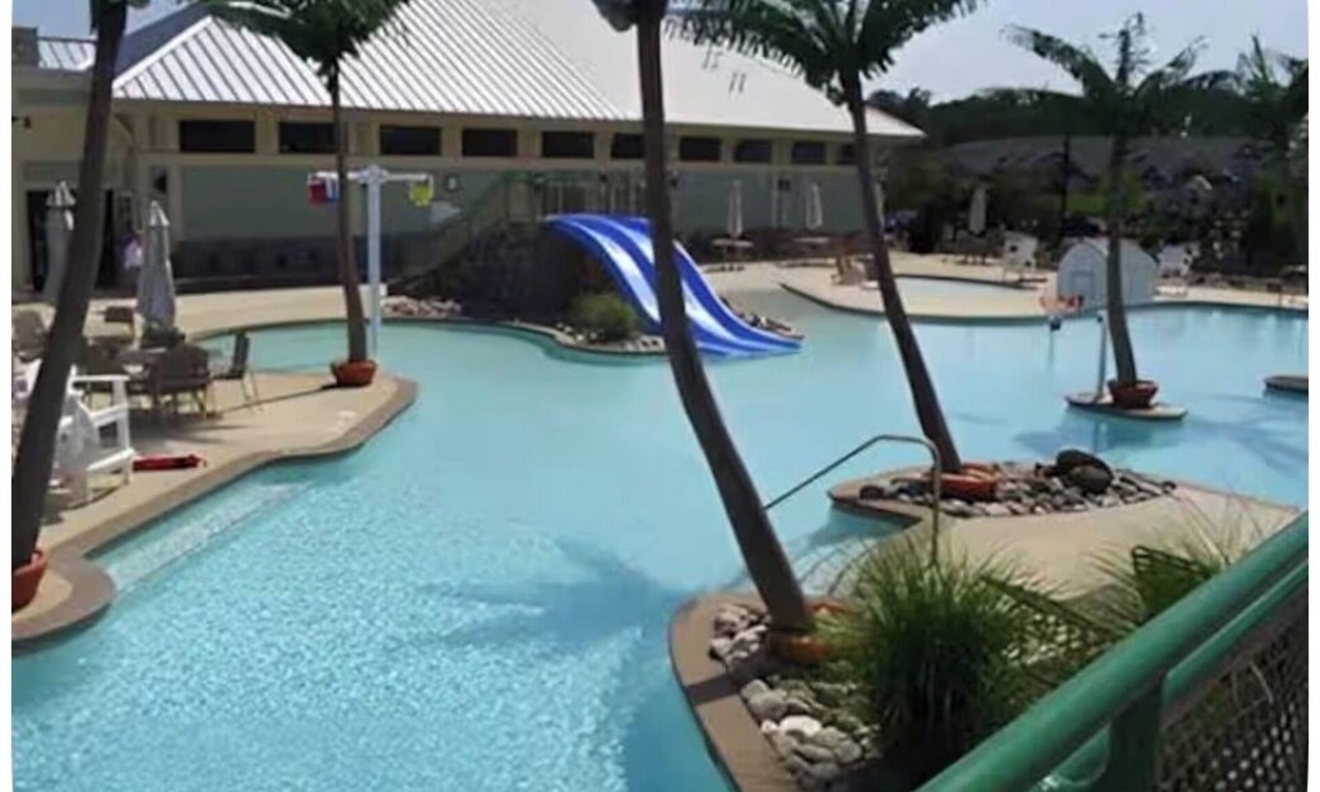 Ocean View Villa | 3-Bedroom Villa in charming Ocean View lazy river pool and fitness center