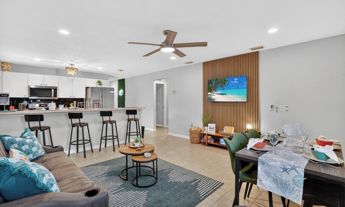 Whitney Beach Villa | 3 BR/2 BA+3 miles to AMI, Beaches & IMG+Firepit!