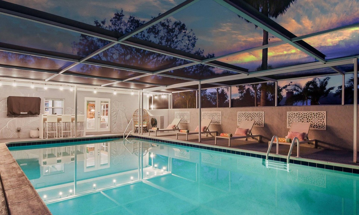 Indian Beach Sapphire Shores House | 3 BR Retreat in Historic Sarasota w/private pool