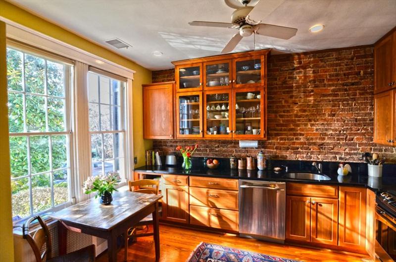 Georgetown House | 3221 Northwest Townhome #1038 Townhouse
