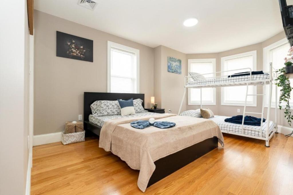 Codman Square Apartment | 3BR Boston Hideaway - Pet-Friendly - Steps to Franklin Park & Red Line 558-3
