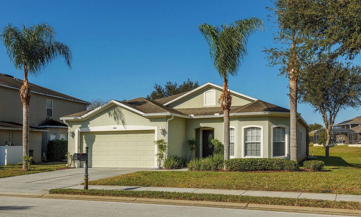 West Haven Villa | 4-Bedroom Villa with Private Pool & Spa - near Disney & ChamionsGate