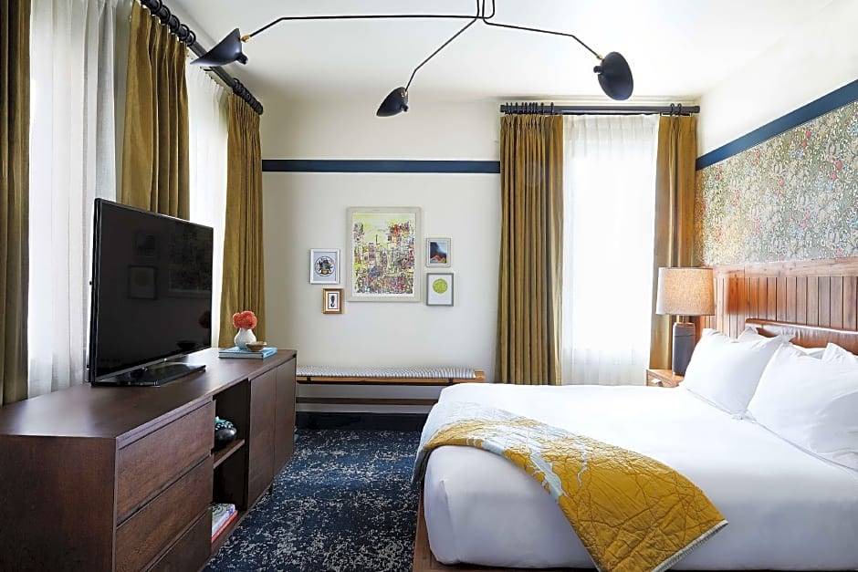 Mount Vernon Hotel | 4-Star Hotel ∙ Hotel Revival Baltimore, part of JdV by Hyatt