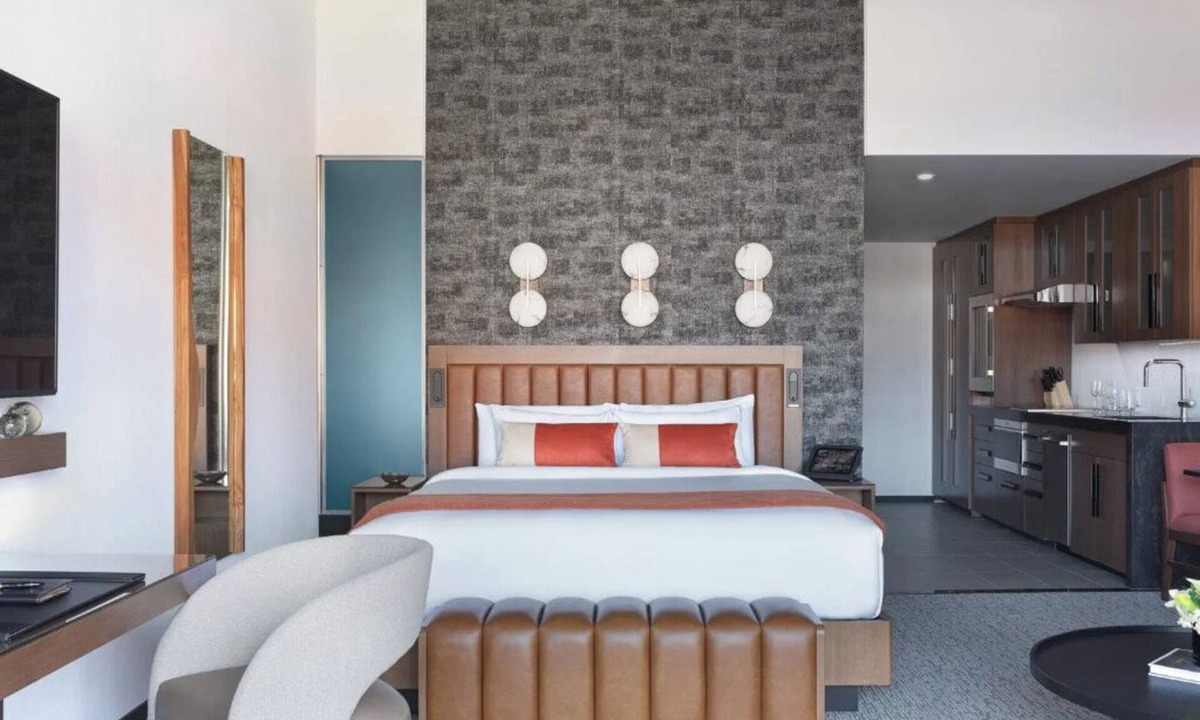 Ivins Hotel | 4 Stylish Desert Rooms w/Pool Access & Near Outdoor Adventures and Dining Spots