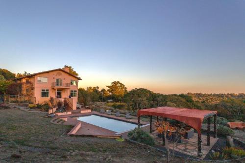 Freestone Villa | 5 Acre Villa Retreat with Vineyard Pool Spa & Amazing Views of Sonoma County