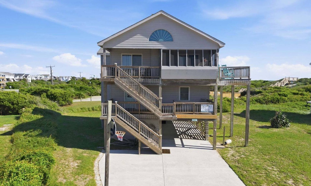 South Nags Head House | 6503-C'est Sea Bon,| Oceanside | South Nags Head | Sleeps 8