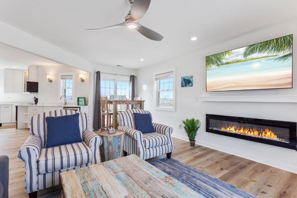 South Nags Head House | 7046 Only Good Vibes Ocean and Sound Views