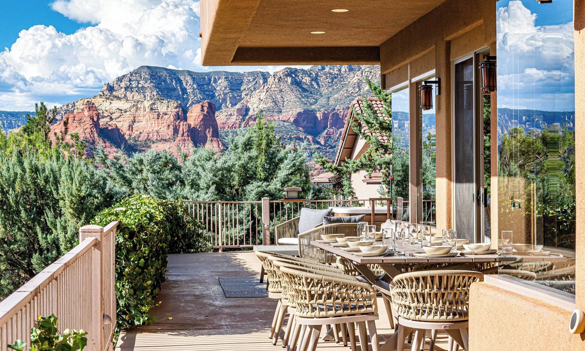 West Sedona House | 8-Bedroom Luxury with 75' Lap Pool, Hot Tub & Breathtaking Views