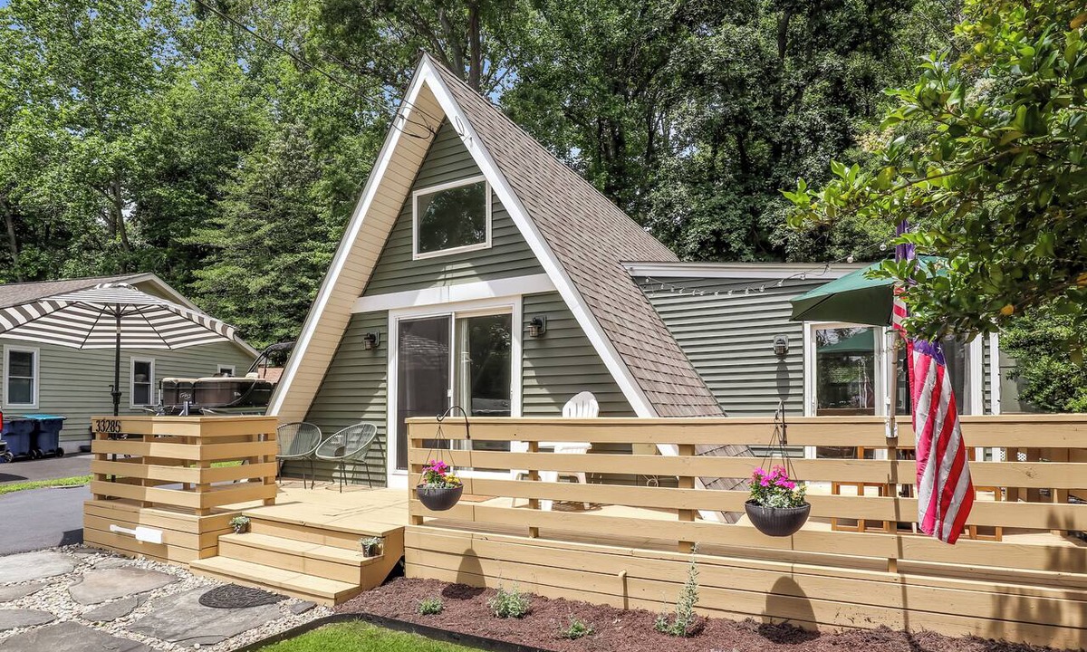 Rehoboth Beach Cottage | A-Frame Cottage DE Beaches Angola by the Bay