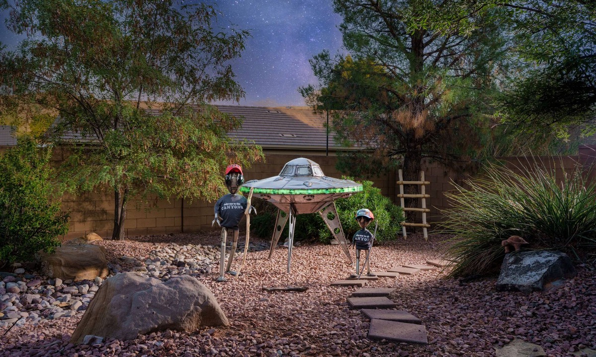 La Verkin House | A super variety of games, golf carts, & unique decor near Zion National Park!