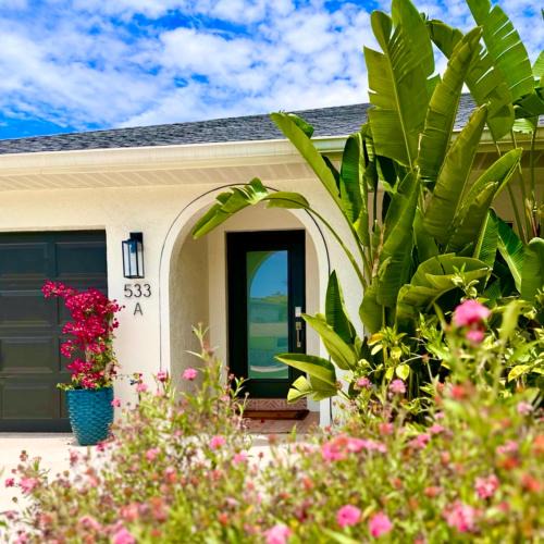Naples Park Villa | Acqua Atelier by Vanderbilt Beach