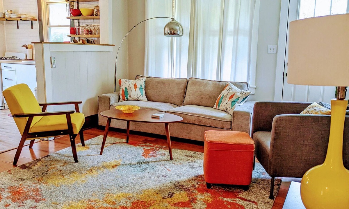 Kitty Hawk Cottage | Adorable 1 bd Cottage for a fun couple's getaway, Central location, Dog Friendly
