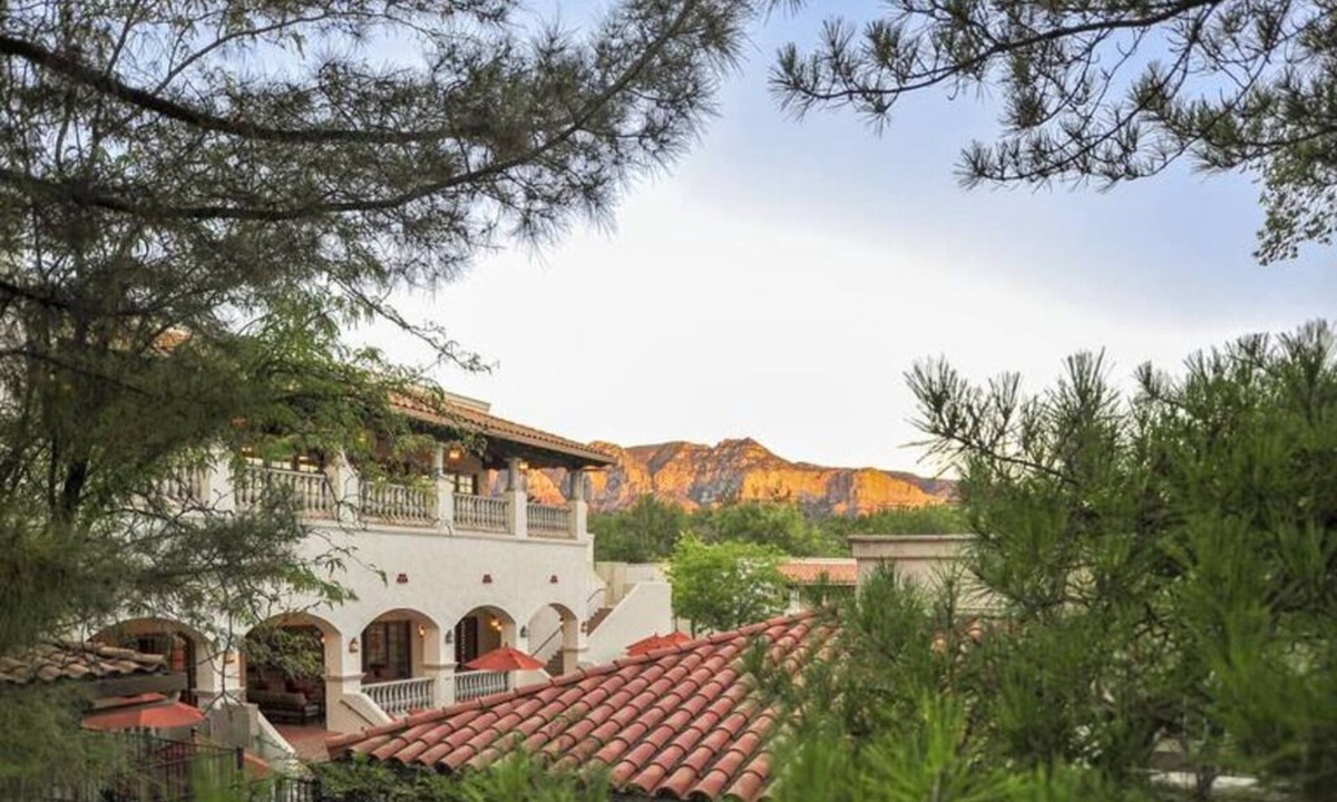 Sedona Resort | Adventure Ready Suite w/Spa & Mini-Golf Access l Near Oak Creek Canyon - 5.6 mi