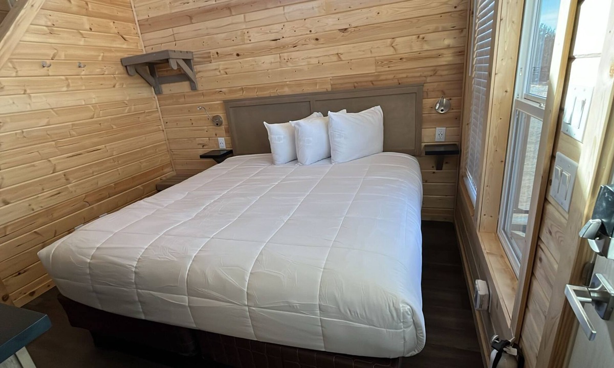 Valle Cottage | Adventure Stay! 20 Min to South Rim | King Bed + Loft