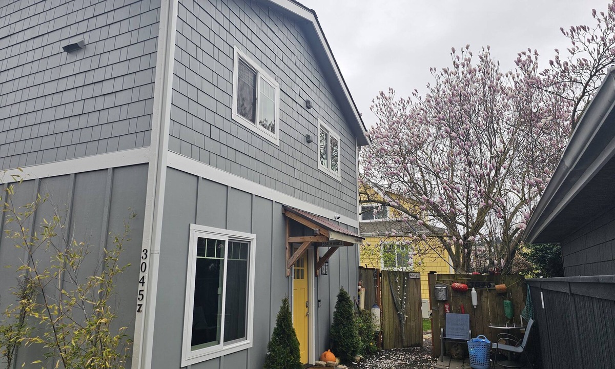 Alki Cottage | Alki beach cottage, 2 bedrooms, 3 beds, 2 bath, New, AC, W/D, near beach