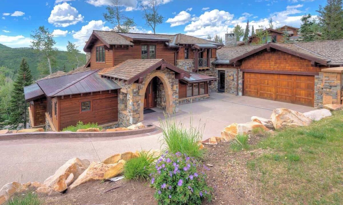 Empire Pass House | Alpine Sanctuary | Deer Valley | Private Hot Tub