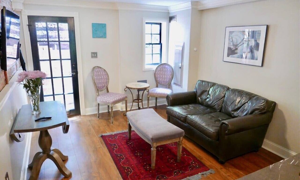 Capitol Hill Apartment | Amazing Location - Close to Union Station