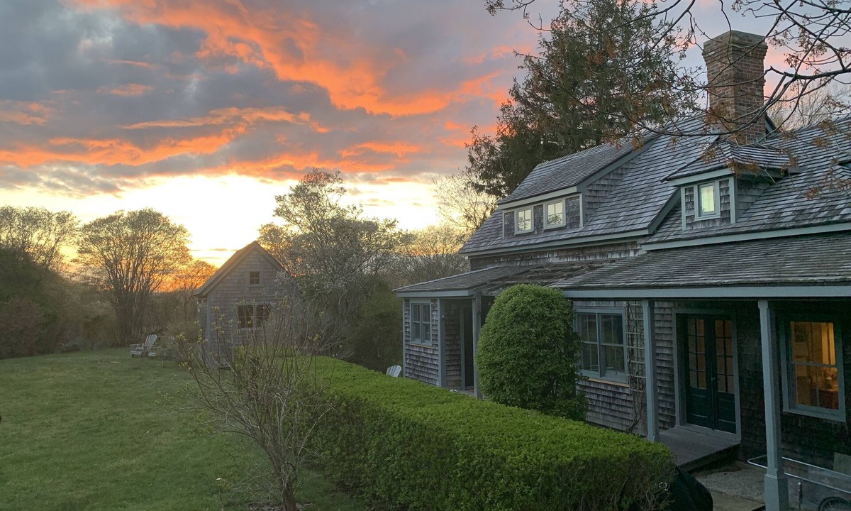 Block Island House | Back to nature, an Island artist’s cottage…