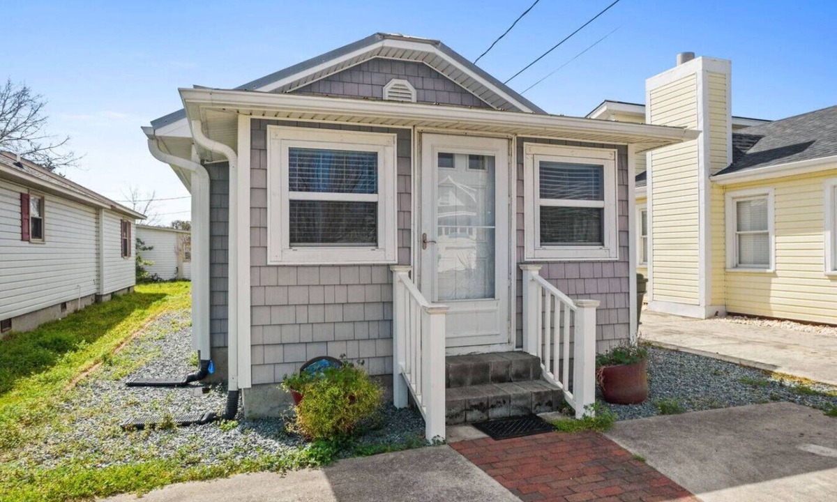 Kure Beach Cottage | Beach Cottage With Private Home Gym 2 Blocks From The Beach