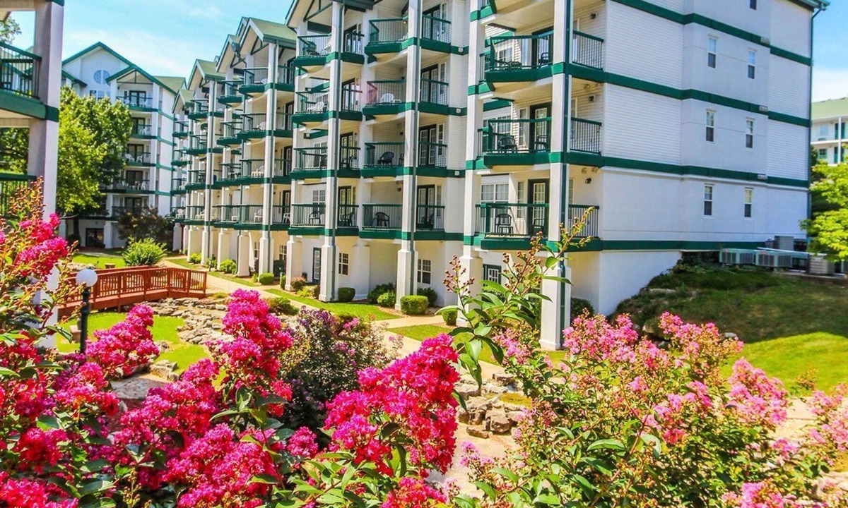 Branson Apartment | Beautiful 1 bedroom unit at resort, sleeps 4