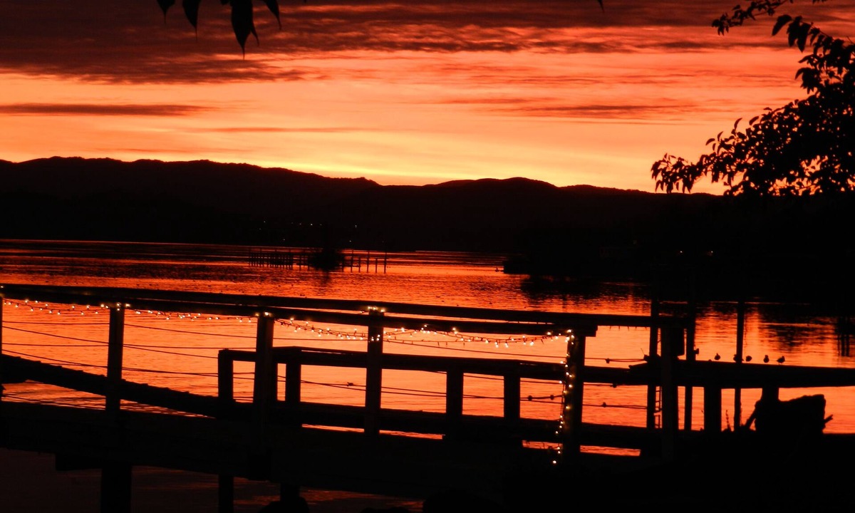 Nice House | Beautiful Lakefront Home on Clear Lake 10% OFF ANY 3 DAY BOOKING IN AUGUST