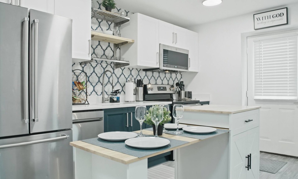 Washington Apartment | Beautiful Modern 2BR Oasis Suite in DC- Cozy, Private & Central - Lower Level
