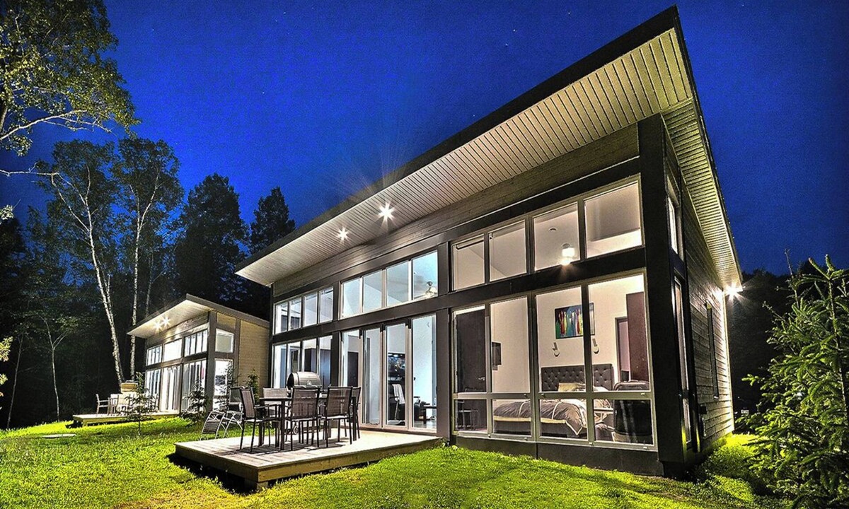 La Conception Villa | Bel Air Tremblant MONARQUE : 2 CHAMBRES, JACUZZI