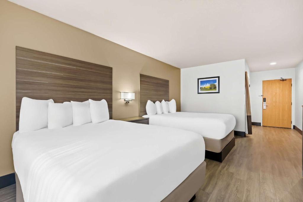 Caldwell Hotel | Best Western Plus Caldwell Inn & Suites