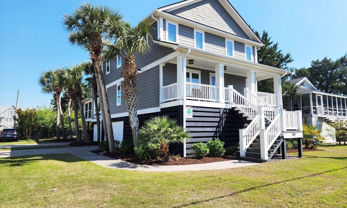 Litchfield by the Sea House | Big Al's - Spacious - Outdoor Living Spaces & Pet Friendly