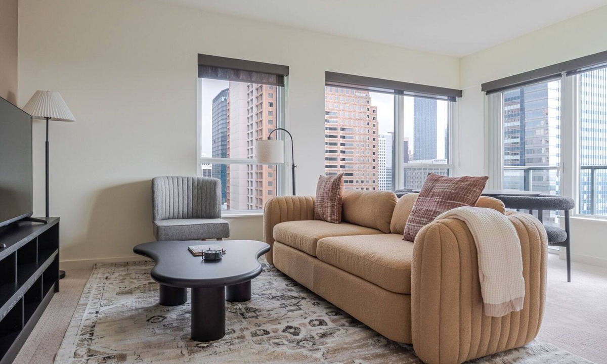 Northwest Bellevue Apartment | Blueground | Northwest Bellevue, rooftop, nr Bellevue Park