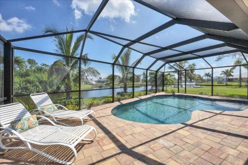 South Gulf Cove House | Book Your Getaway: South Gulf Cove Pool Villa 5880