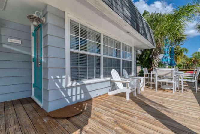 Siesta Key House | Buttonwood Cottage