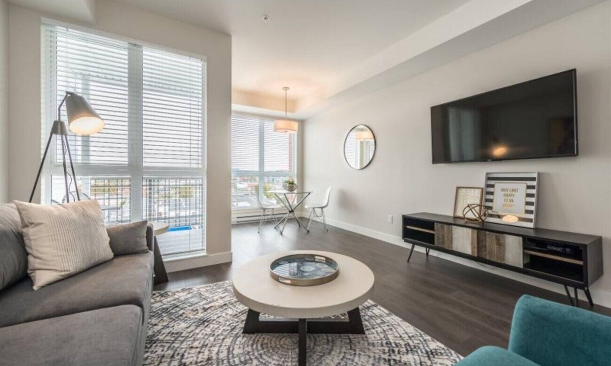 Downtown Victoria Condo | Modern Old Town Suite with Private Balcony