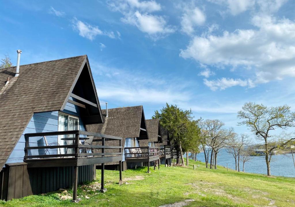 Indian Point Resort | Calm Waters Resort