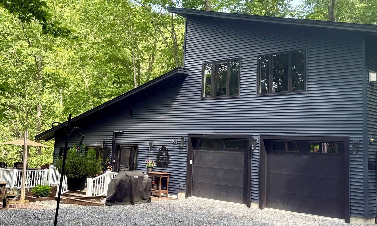Leicester Cottage | “Camp Run amuck “ small quiet camp on Fern Lake