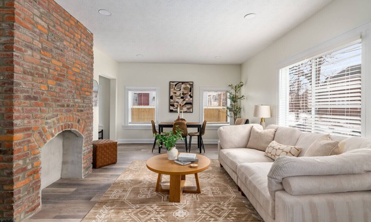Weinland Park House | Campus Cottage - Entire Home|Renovated|Patio|OSU