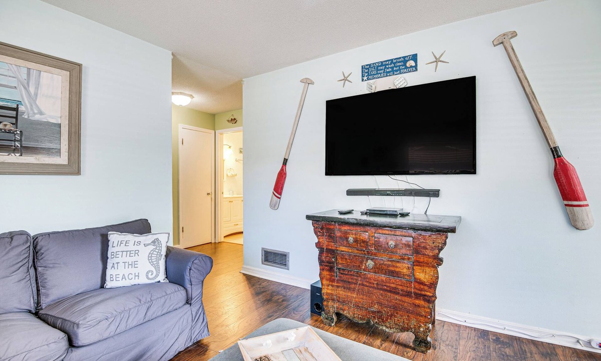Port Canaveral Cottage | Cape Canaveral Cottage w/Hot Tub: Walk to Beach
