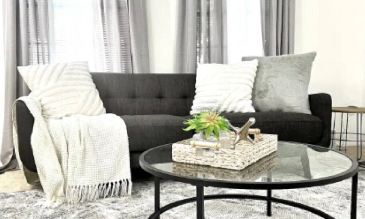 North Potomac House | Captains Walk · Potomac House| 5 min from Hospital + AstraZeneca