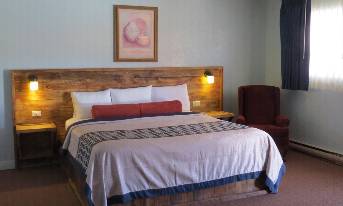 Raton Hotel | Casa Lemus
