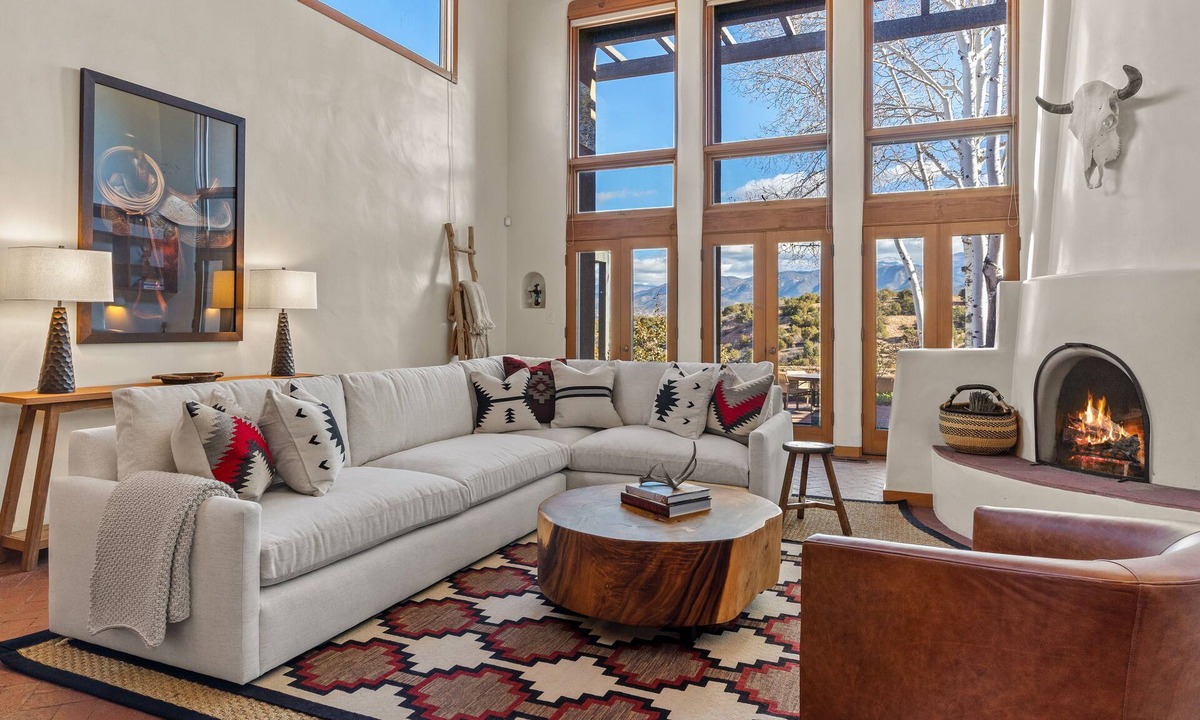 Casas de San Juan House | Casa Serenata - Luxury, gated home near Santa Fe Opera, sweeping mountain views