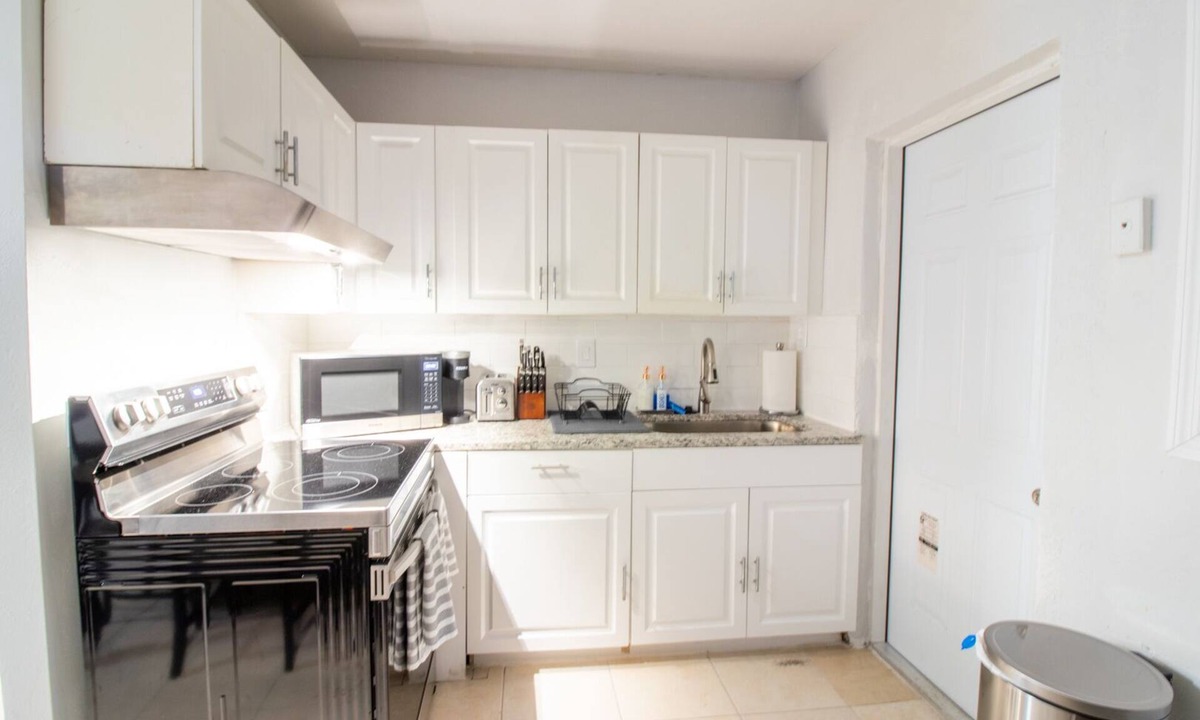 Park East House | Centric Apt 2BR/1 BA ֎-Ideal for Long Stays