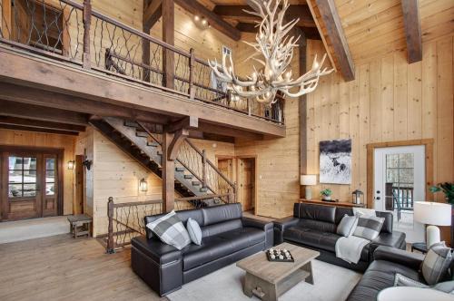 Val-des-Lacs Apartment | Chalet Patnord - Bord de l'eau, Spa, Foyer